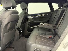 BMW 6 Series GT 630i M Sport Package - ფოტო 9