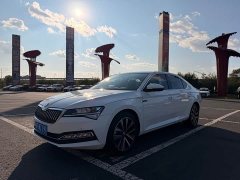 Skoda Superb 2024 TSI280 DSG Prestige - ფოტო 1