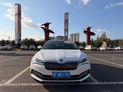 Skoda Superb 2024 TSI280 DSG Prestige - ფოტო 2