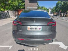 Tesla Model Y Rear-Wheel Drive - ფოტო 4