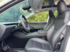 Tesla Model Y Rear-Wheel Drive - ფოტო 10