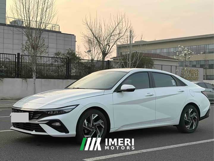 Hyundai Elantra 1.5L CVT GLX Elite