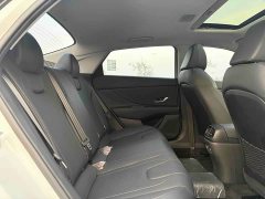 Hyundai Elantra 1.5L CVT GLX Elite - ფოტო 5