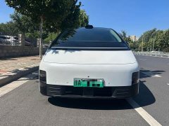 Li Auto Li Xiang MEGA 2024 Ultra - ფოტო 2