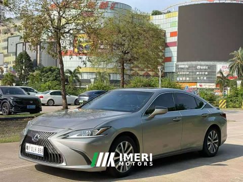 2021 Lexus ES 300h Excellence - ავტომობილი ჩინეთიდან