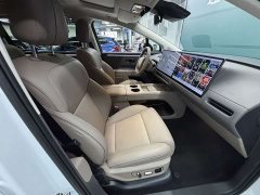 Li Auto i8 2025 Standard Edition - ფოტო 13
