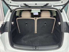Li Auto i8 2025 Standard Edition - ფოტო 18