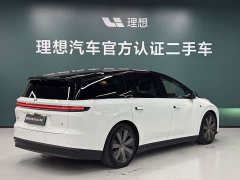 Li Auto i8 2025 Standard Edition - ფოტო 4
