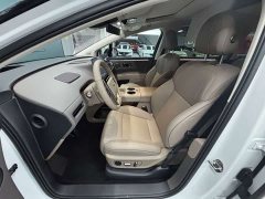 Li Auto i8 2025 Standard Edition - ფოტო 7