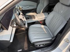 Geely Galaxy E8 700km Long-Range Smart Driving Edition - ფოტო 8