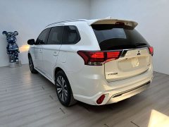Mitsubishi Outlander 2.0L 2WD Edition 5 - ფოტო 3