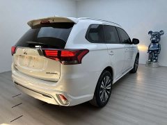 Mitsubishi Outlander 2.0L 2WD Edition 5 - ფოტო 5