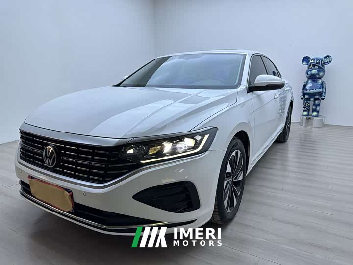 Volkswagen Passat 280TSI Elite - ავტომობილი ჩინეთიდან