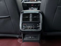 Volkswagen Passat 280TSI Elite - ფოტო 11