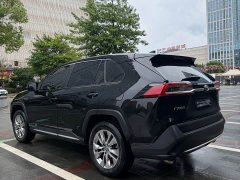 Toyota Venza Hybrid 2.5L E-CVT FWD Luxury - ფოტო 11