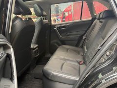 Toyota Venza Hybrid 2.5L E-CVT FWD Luxury - ფოტო 6