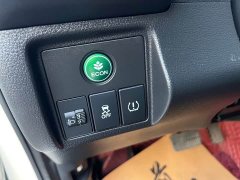 Honda Vezel 2020 1.5L CVT Pioneer Edition - ფოტო 12
