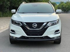 Nissan Qashqai 2.0L CVT XV Premium Luxury - ფოტო 2