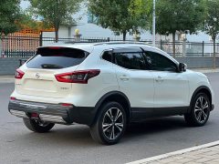 Nissan Qashqai 2.0L CVT XV Premium Luxury - ფოტო 4