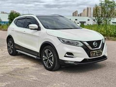 Nissan Qashqai 2.0L CVT XV Premium Luxury - ფოტო 3