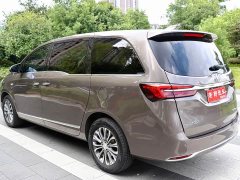 Buick GL8 Land Executive Cabin 652T Luxury - ფოტო 6