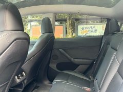 Tesla Model Y Rear-Wheel Drive - ფოტო 8