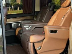Mercedes-Benz V-Class 2022 V 260 L Long Wheelbase Luxury Edition - ფოტო 7
