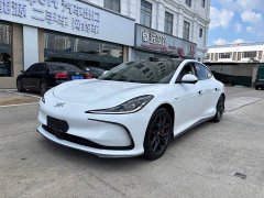 IM Motors Zhiji L6 Max Standard Edition - photo 1