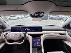 IM Motors Zhiji L6 Max Standard Edition - photo 12
