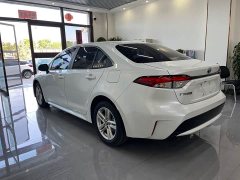Toyota Corolla Hybrid 1.8H E-CVT Luxury - ფოტო 6