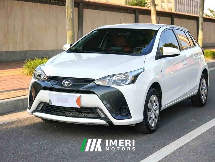 Toyota Yaris L 1.5L CVT Leading Plus Edition - ავტომობილი ჩინეთიდან