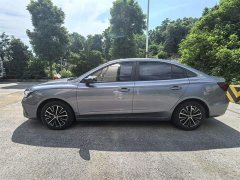 SAIC MG i5 2021 1.5L CVT Platinum Edition - ფოტო 4