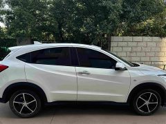 Honda Vezel 2020 1.5L CVT Pioneer Edition - ფოტო 17