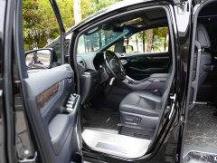 Toyota Vellfire Crown Hybrid 2.5L HV Premium Edition - ფოტო 4