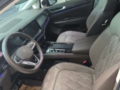 Volkswagen Viloran 380TSI Prestige - ფოტო 4