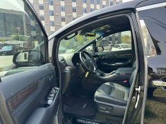 Toyota Vellfire 2020 Dual Motor 2.5L HV Premium Edition - ფოტო 3