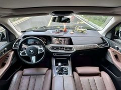 BMW X5 xDrive40i Deluxe Version M - ფოტო 5