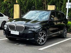 BMW X5 xDrive 30Li M Sport Luxury Night Edition Package - ფოტო 5