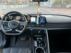 Hyundai Elantra 1.5L CVT Luxury - ფოტო 6