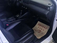 Honda Vezel 1.5L CVT Tech Edition - ფოტო 14