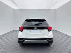 Toyota Yaris L Zhixuan X 1.5L CVT Luxury Plus - ფოტო 5
