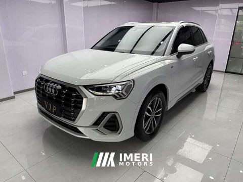 2022 Audi Q3 35 TFSI Dynamic Entry