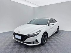 Hyundai Elantra 2022 1.5L CVT Luxury - ფოტო 1