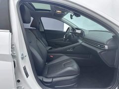 Hyundai Elantra 2022 1.5L CVT Luxury - ფოტო 12