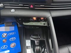 Hyundai Elantra 2022 1.5L CVT Luxury - ფოტო 17