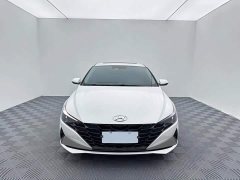 Hyundai Elantra 2022 1.5L CVT Luxury - ფოტო 2