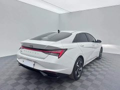 Hyundai Elantra 2022 1.5L CVT Luxury - ფოტო 6