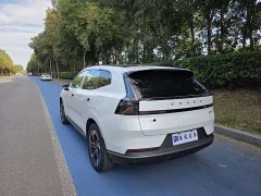 Volvo XC70 Plug-in Hybrid AWD Extended Range Core - ფოტო 9