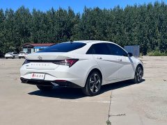 Hyundai Elantra 1.5L CVT Luxury - ფოტო 6