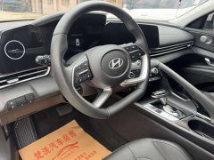 Hyundai Elantra 1.5L CVT Luxury - ფოტო 8